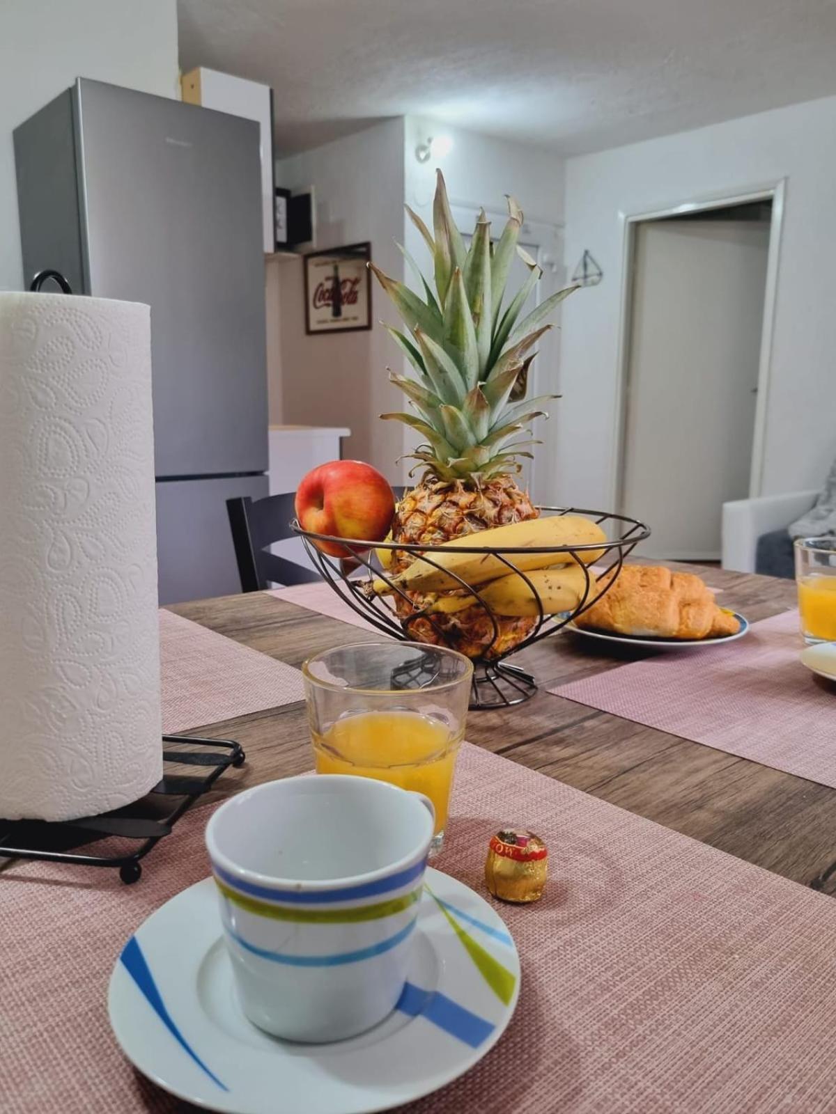 Apartmani 'Cvit' Karlobag Exteriér fotografie